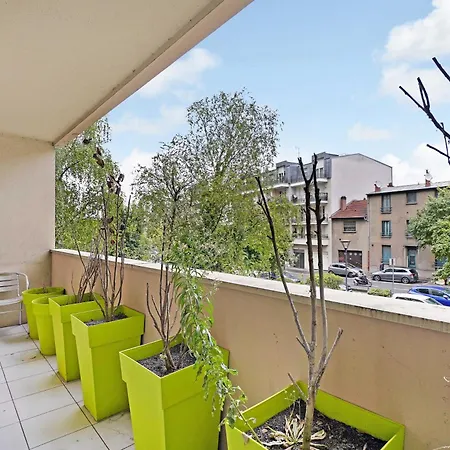 Charming - 3br 6p - *